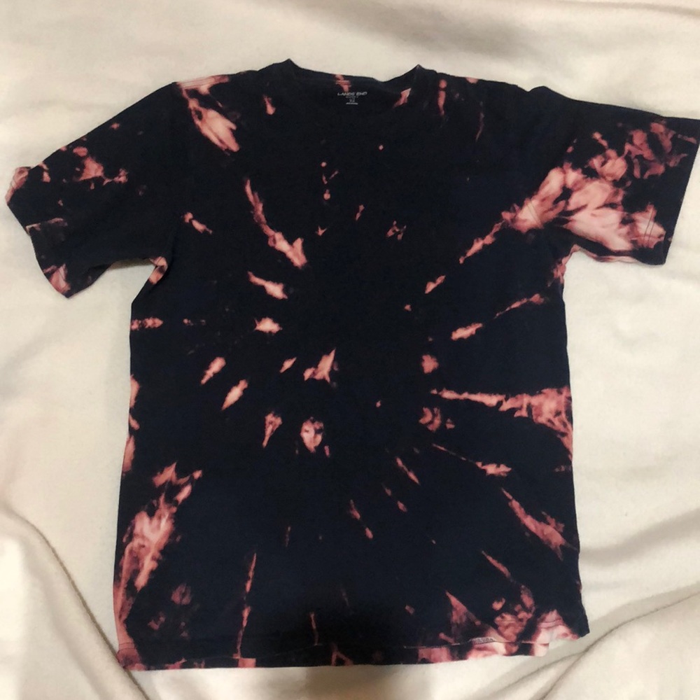 black peachy tie dye t-shirt